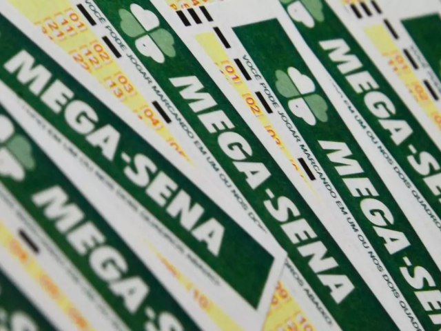 Loterias Mega-Sena pode pagar R$ 6 milhes em sorteio desta quinta-feira Apostas podem ser feitas at s 18h  Clayton Neves | 25/04/2024