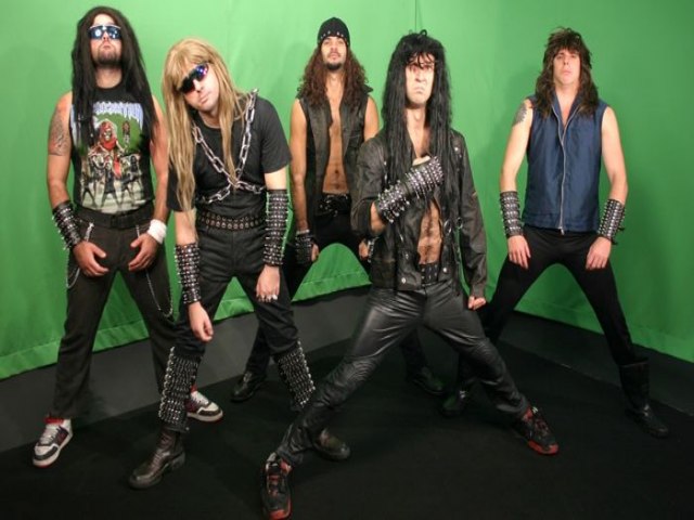 Massacration  banda brasileira de metal cômico criada por integrantes do grupo de humor Hermes e Renato