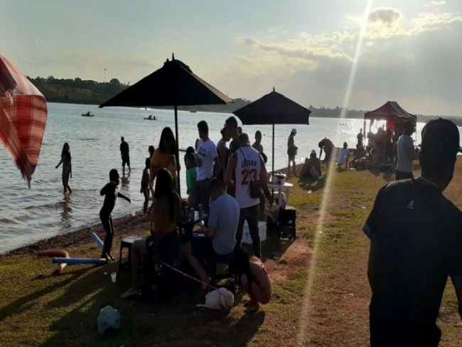 GDF fecha comrcios na Ponte JK e na Prainha do Lago Norte.