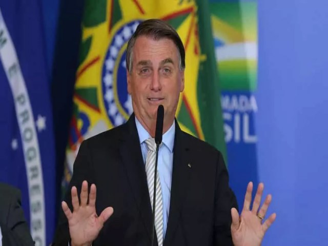 Ao de Bolsonaro contra decretos pe em xeque os ministros do STF.