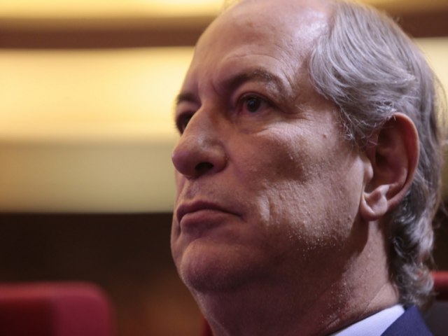 Sardinha (Ciro Gomes) vira alvo da PF aps criticar Bolsonaro: Estou pouco me ligando.