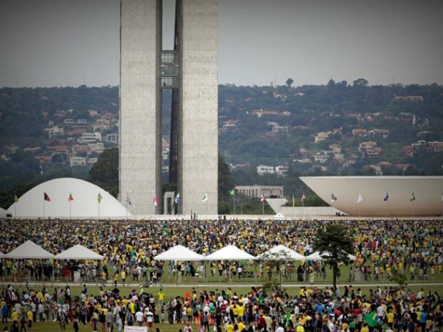 Por que os cristos devem ir s ruas?