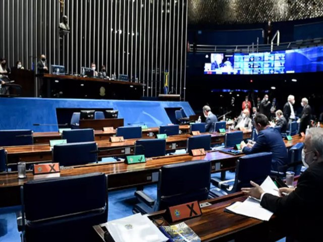 Aprovada lei que autoriza venda direta de etanol aos postos.