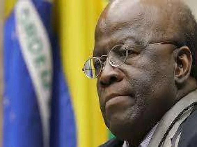 O Joaquim Barbosa deve est caducando, com perda de memria, com desonestidade ou com medo?