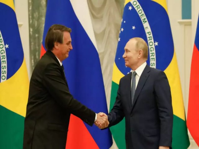 Aps 3h11min de reunio com Putin, Bolsonaro comemora: 