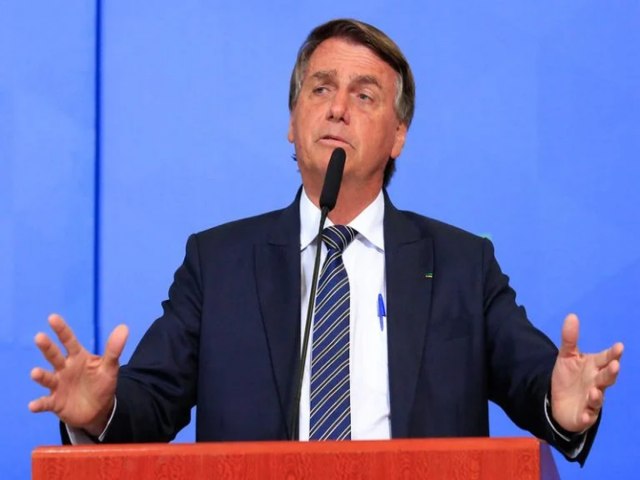 Bolsonaro diz estudar volta de Ministrio da Indstria e do Comrcio.