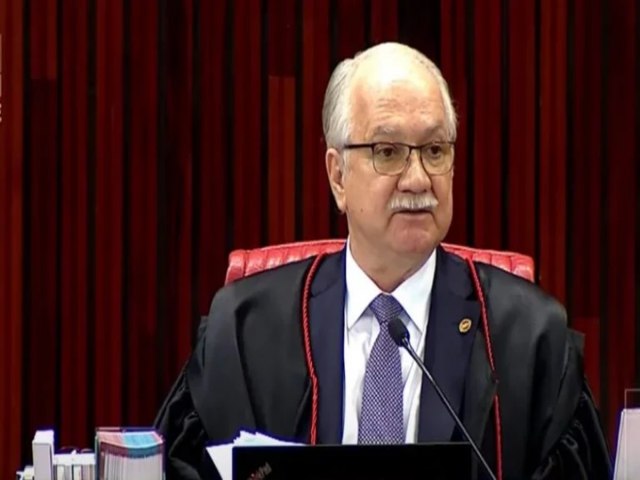 Lombrou de vez! De sada da presidncia do TSE, Fachin diz que maioria dos brasileiros cr nas urnas. Eu no!