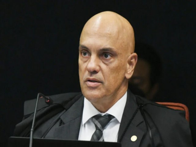 STF manda desmontar acampamento em Braslia.