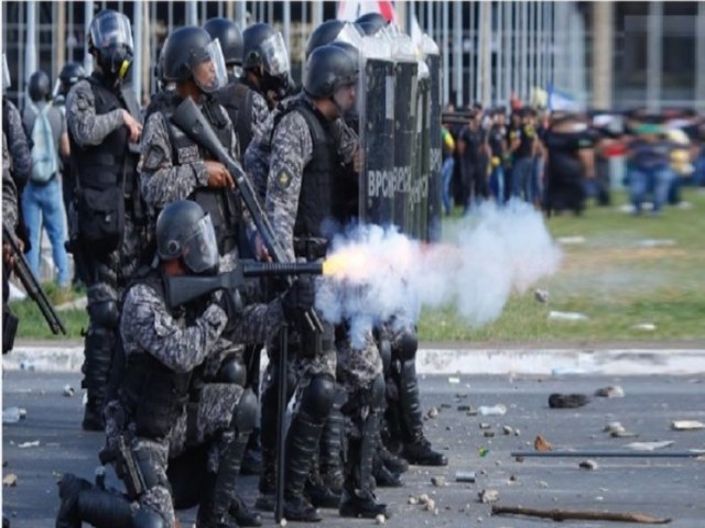 Muitos erraram, mas foi a nossa brava PMDF que defendeu o Estado de Direito.