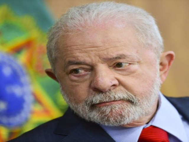 Lula no perde uma chance de mostrar que no entende nada de economia.