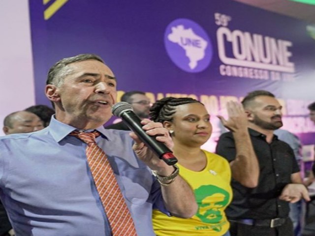 Barroso insulta a inteligncia do brasileiro e ataca metade do pas.