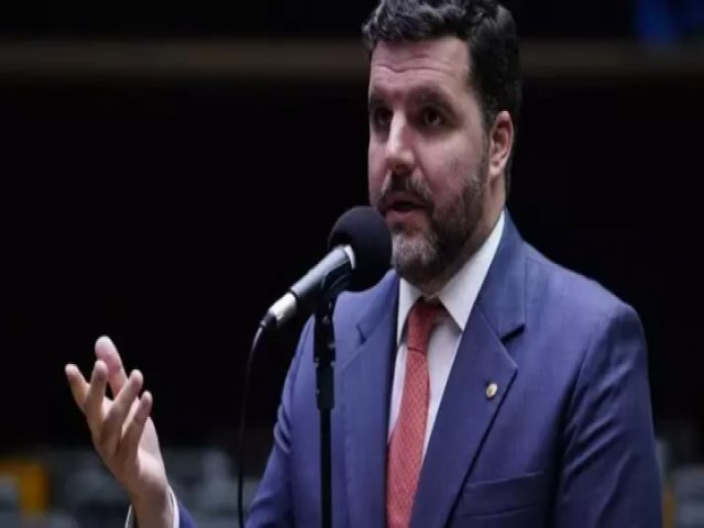 Assaltantes invadem fazenda da famlia do deputado Pedro Lupion