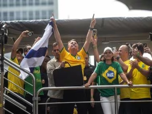 Bolsonaro  uma questo democrtica, que jamais pode ter soluo ditatorial