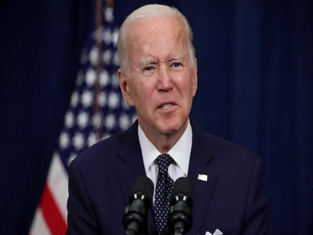 New York Times pede desistncia de Biden