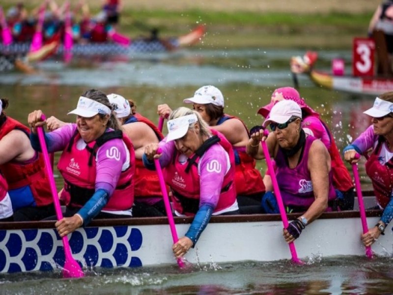 Festival de canoagem para mulheres sobreviventes do cncer de mama chega a Braslia