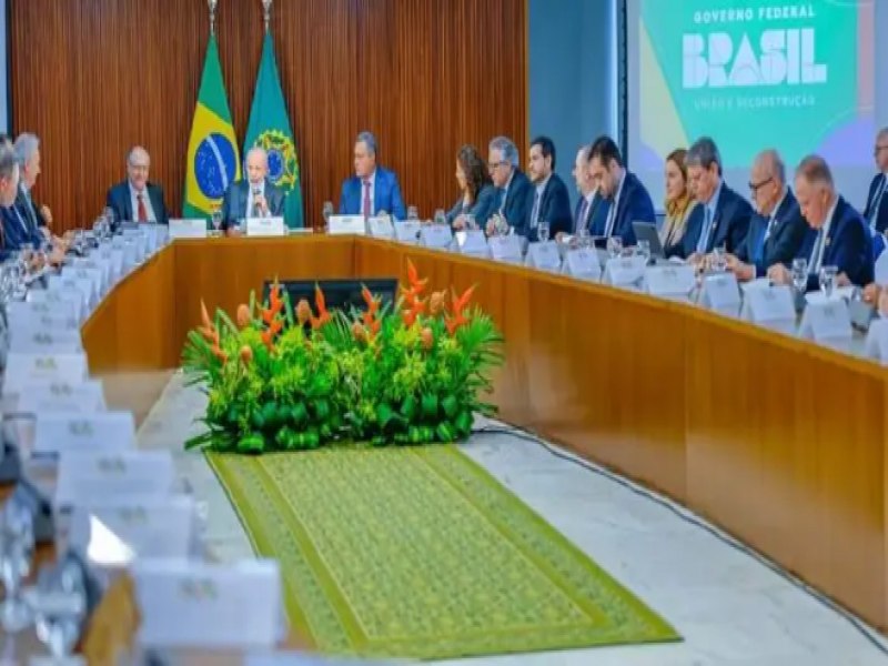 Equipe de Lula e governadores fracassam em reunio sobre 