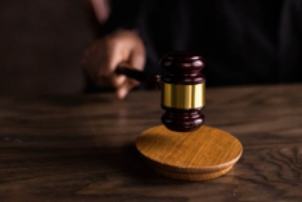 Juiz manda frigor�fico tirar faixa 
