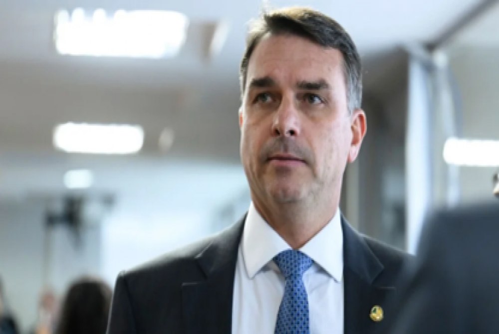 Senado afirma que Fl�vio n�o pediu miss�o oficial aos EUA