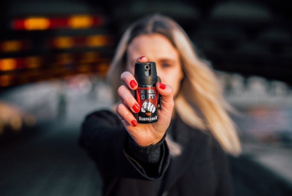Senado aprova venda de spray de pimenta para mulheres