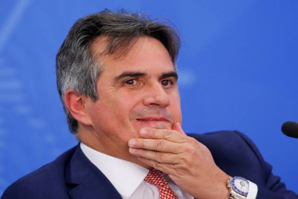 Jogada! Alvo da PF no caso Master, Ciro Nogueira elogia Lula e refor�a mudan�a de postura