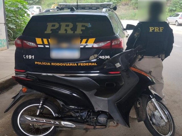 PORTO VELHO - PRF recupera recuperou uma motocicleta roubada
