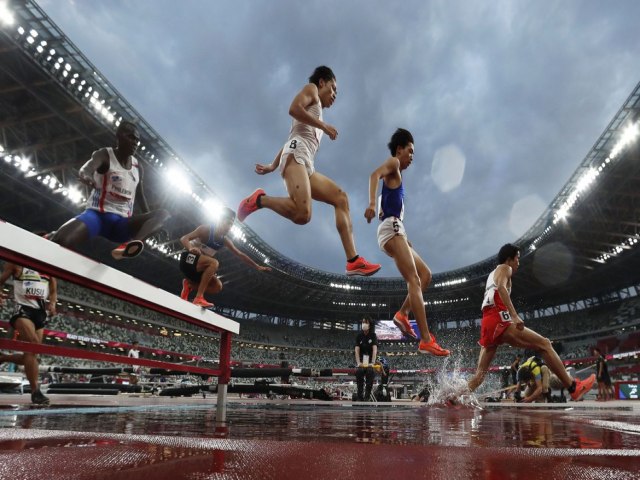 Estdio Olmpico de Tquio sedia evento-teste de atletismo sem torcida
