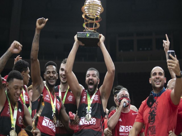 BASQUETE - Flamengo volta a bater So Paulo e conquista NBB