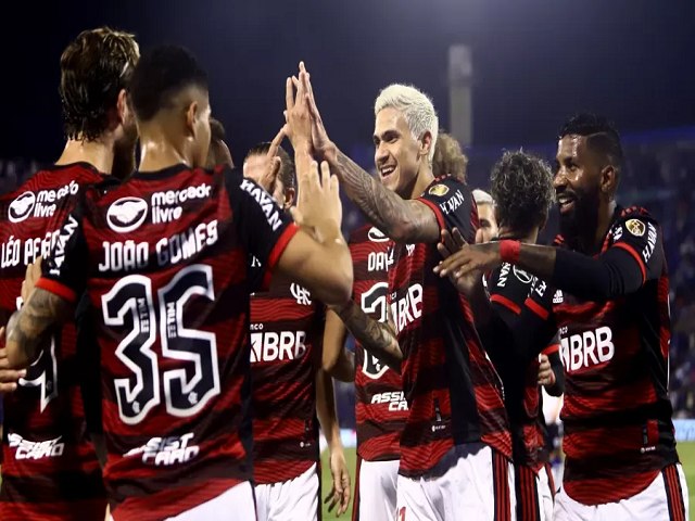 MALVADO DA LIBERTADORES  Flamengo faz 4 a 0 na Argentina e traz vantagem para o Brasil