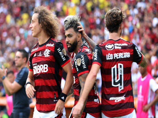 LIBERTADORES - Gabigol decide e Flamengo conquista o tricampeonato; veja o vdeo