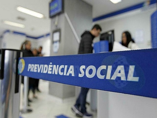 Prova de vida: INSS divulga novo calendrio