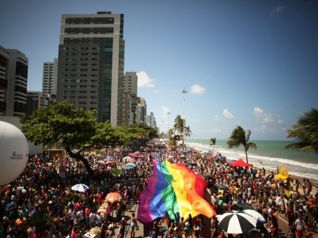 Parada da Diversidade de Pernambuco pode se tornar Patrimnio Cultural Imaterial do Recife