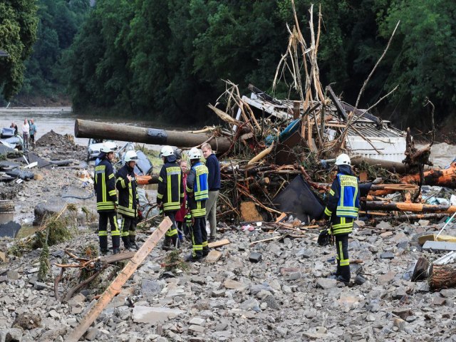 Inundaes na Europa Ocidental deixam ao menos 42 mortos