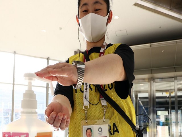 Jogos de Tquio comeam com protocolos rgidos e medo da pandemia