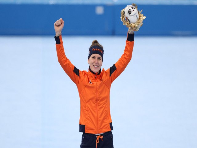 Patinadora Ireen Wust conquista recorde em Pequim com sexto ouro
