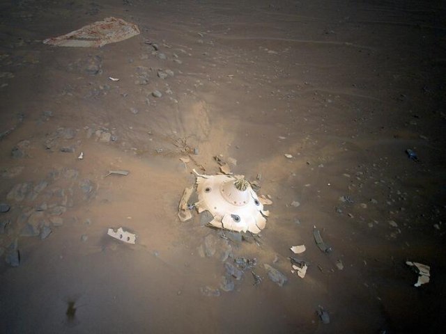 Nasa revela plano para trazer à Terra amostras marcianas em 2033