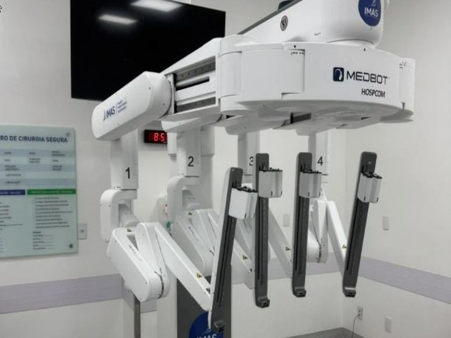 HNSC realiza primeira cirurgia rob&oacute;tica do Sul de Santa Catarina e inaugura nova era na medicina regional