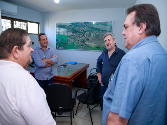 Visita tcnica de autoridades de So Gabriel do Oeste conhece Programa Sabor de Maracaju