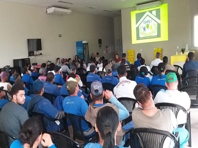 Secretaria de Sade realiza palestra do 'Setembro Amarelo' em cooperativa agrcola