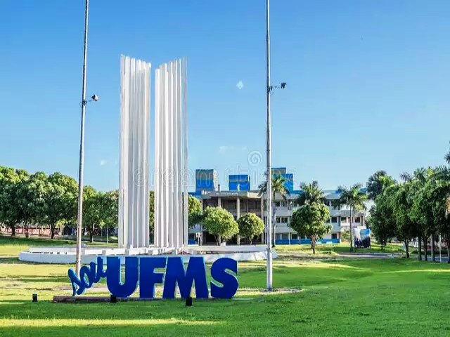 Com salrio de R$ 10 mil, UFMS abre concurso para professor em 7 municpios