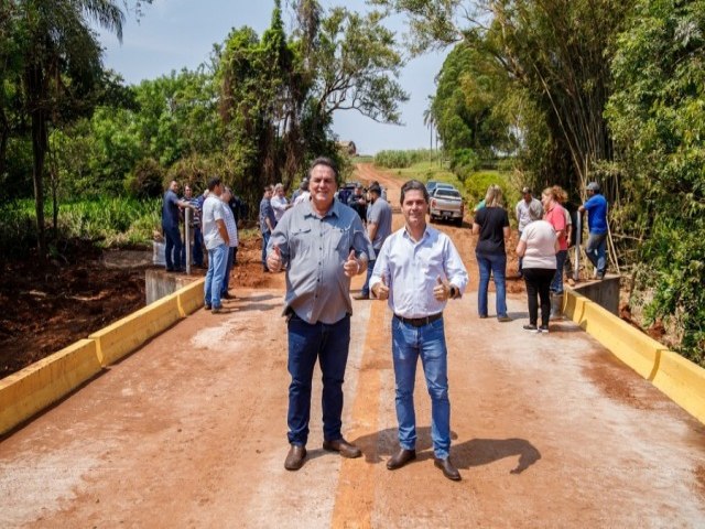 Prefeitura de Maracaju realiza entrega da 1 Ponte de Concreto na Zona Rural