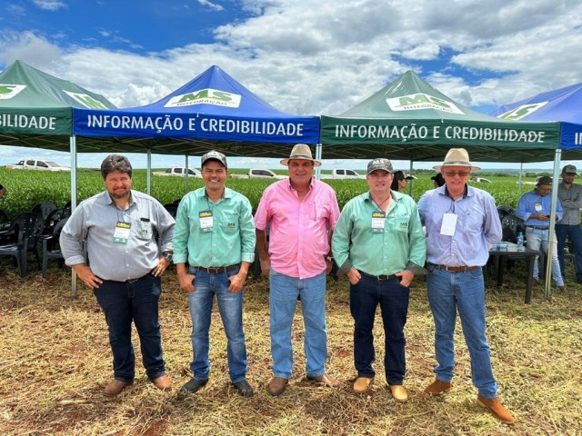 Dia de Campo rene produtores de soja na Fazenda Campo Real em Maracaju