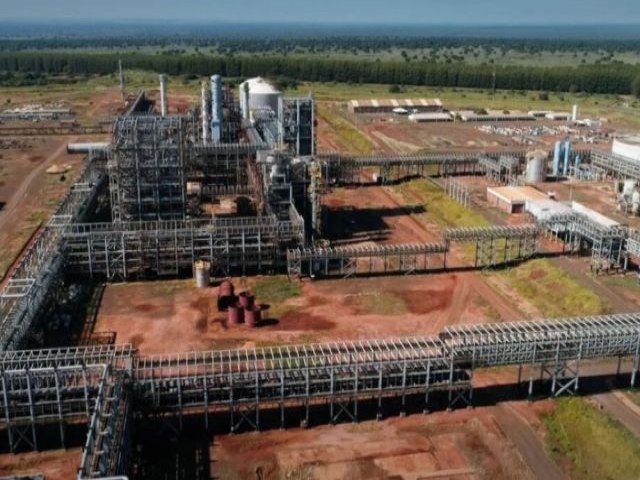 Ministro sinaliza que Petrobras vai concluir fbrica de fertilizantes em MS