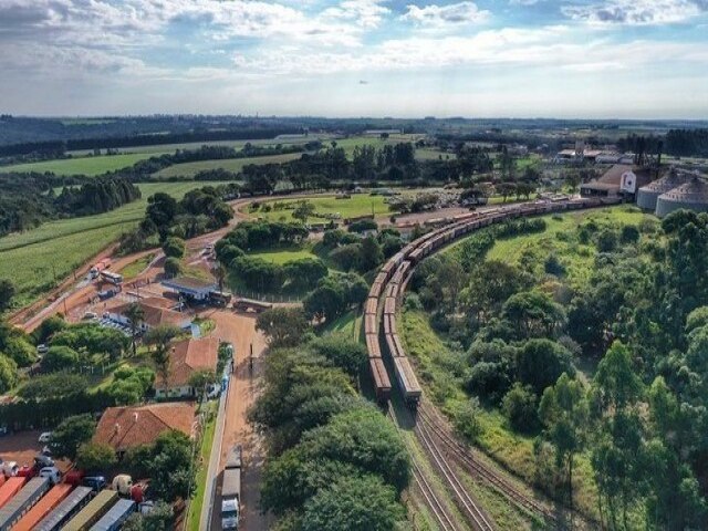 Projeto de R$ 35 bilhes, ferrovia para ligar MS ao PR avana no licenciamento