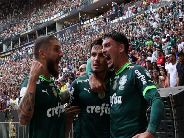 Palmeiras bate Flamengo em jogao de 7 gols e conquista Supercopa do Brasil