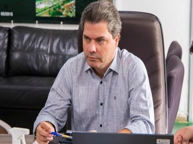 Prefeito confirma pagamento salarial de servidores com reajuste acima da mdia estadual