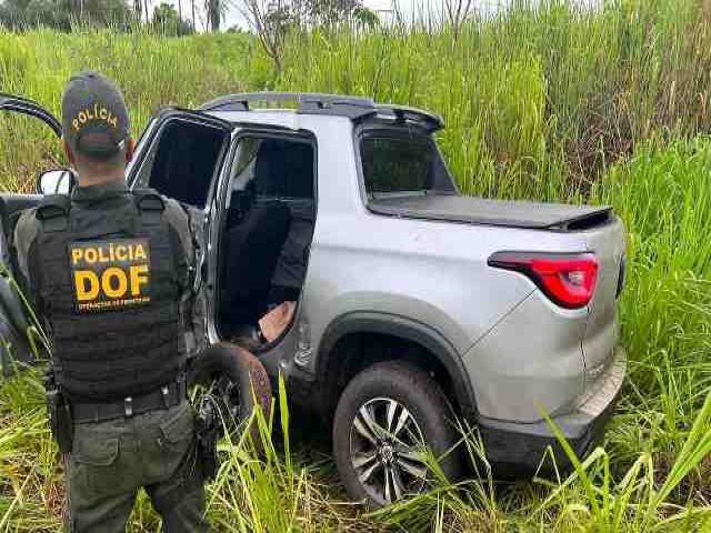 Motorista foge de bloqueio em Maracaju, mas perde controle e cai em barranco