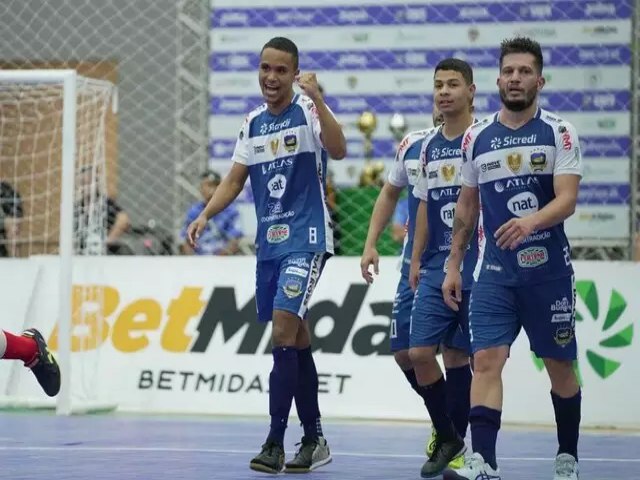 Pato Futsal conquista o terceiro lugar na Supercopa contra o Joaaba