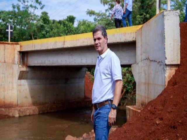 Prefeitura de Maracaju realiza entrega de trs pontes de concreto na rea rural