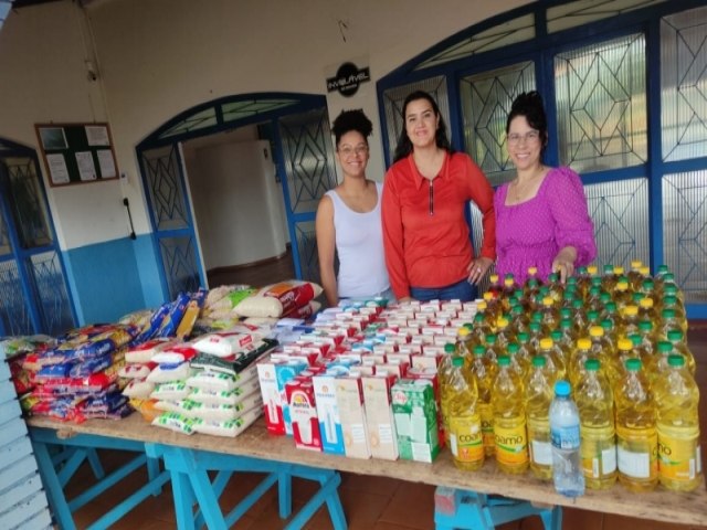 Prefeitura de Maracaju recebe doao de alimentos de empresa do setor de palestras