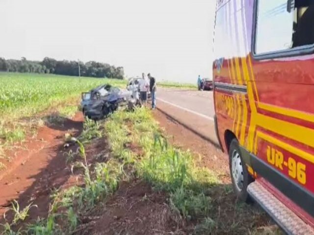 Mulher de 41 anos  socorrida pelo Corpo de Bombeiros aps capotar o carro entre Maracaju e Dourados